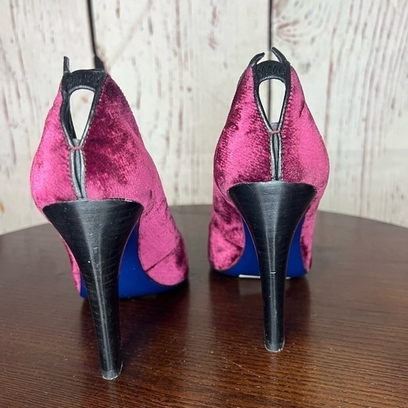 REBECCA MINKOFF woman’s velvet burgundy 4” heel almond toe pumps Size 7 EuC - Picture 7 of 14